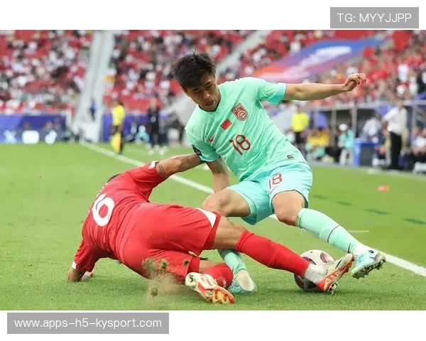 国足防守体系优化，防守失误率大幅下降，中国足球防守